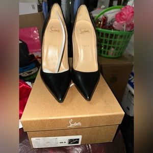 Christian Louboutin So Kate Heels